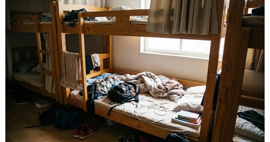ドミトリーのリアルな写真